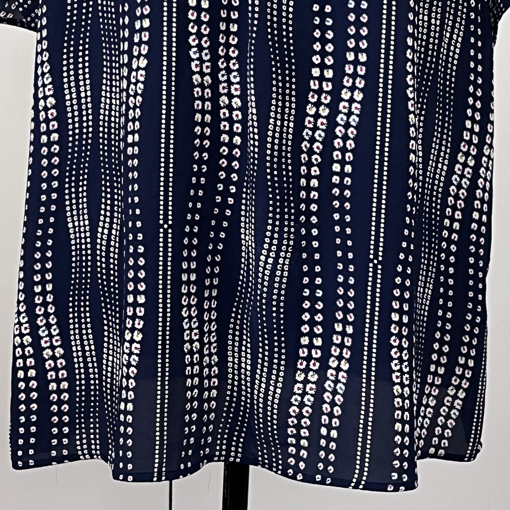 Talbots Wavy Dot Blouse XL | Blue Keyhole Short Sleeve Polished Casual Top - Picture 5 of 8